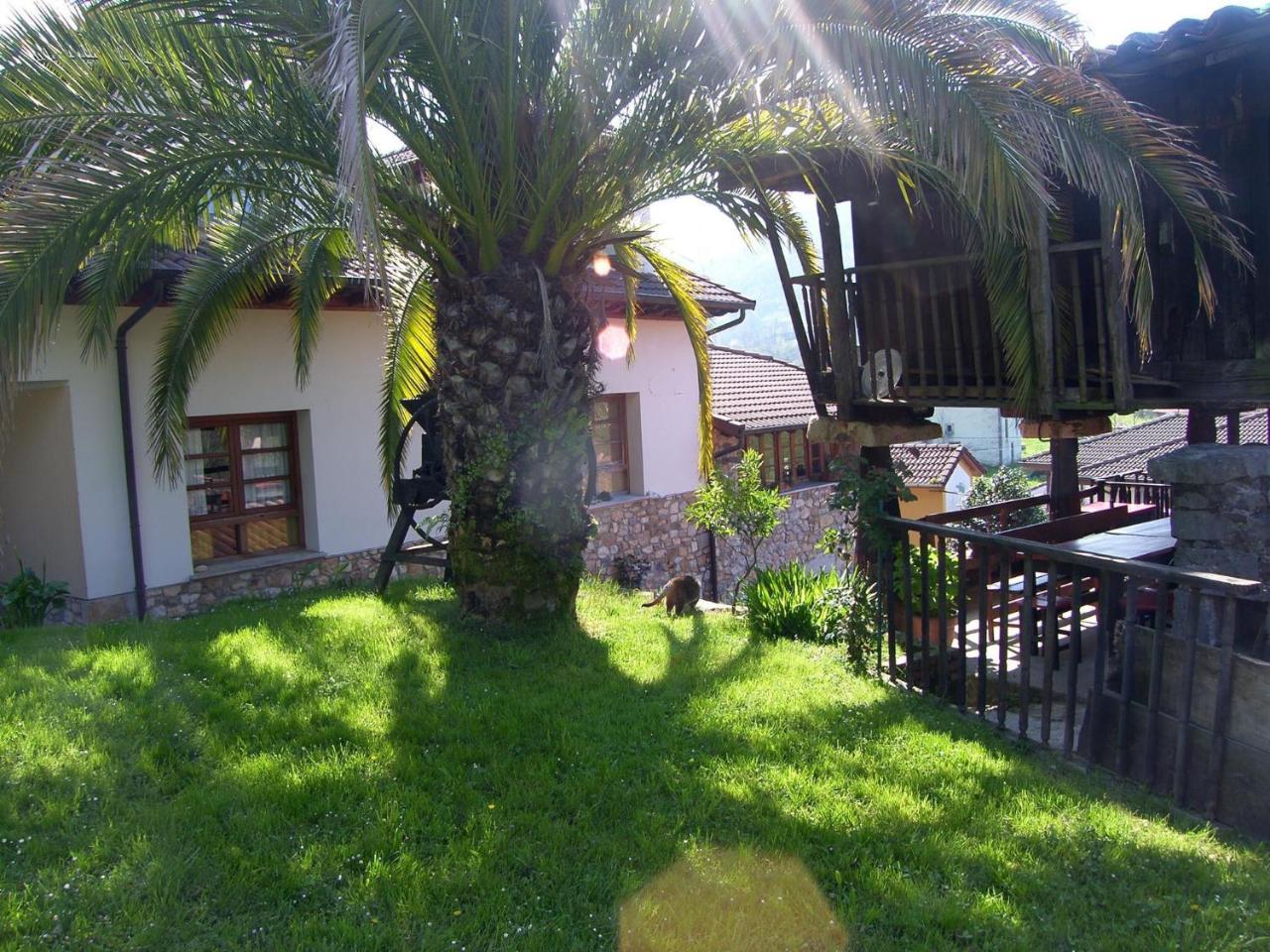 Posada El Pareon Sirviella Exterior foto
